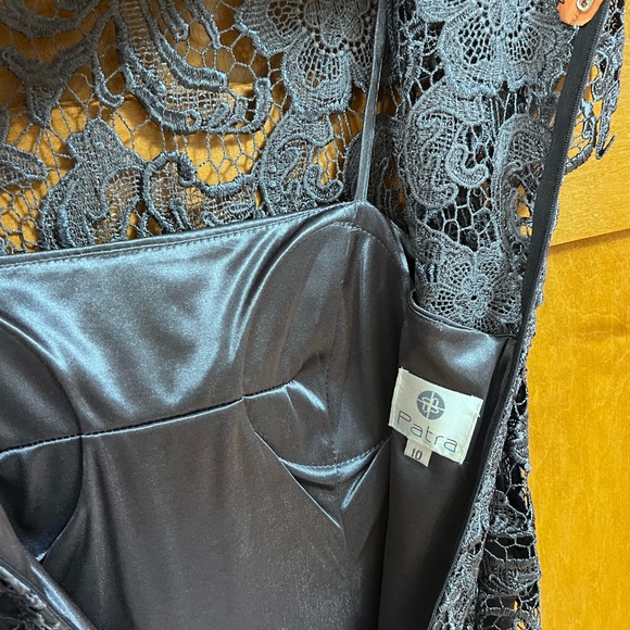 Patra dress, size 10, gray, lace, cap sleeve - Picture 5 of 7